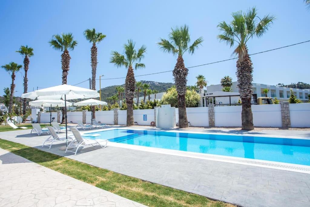 Rosie'S Studios 4 Faliraki Exterior photo
